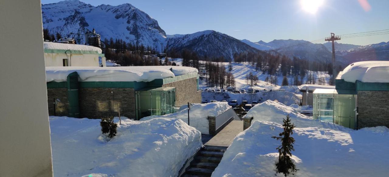 Teleo Vacanze - Villaggio Olimpico Di Colle Sestriere Exterior foto